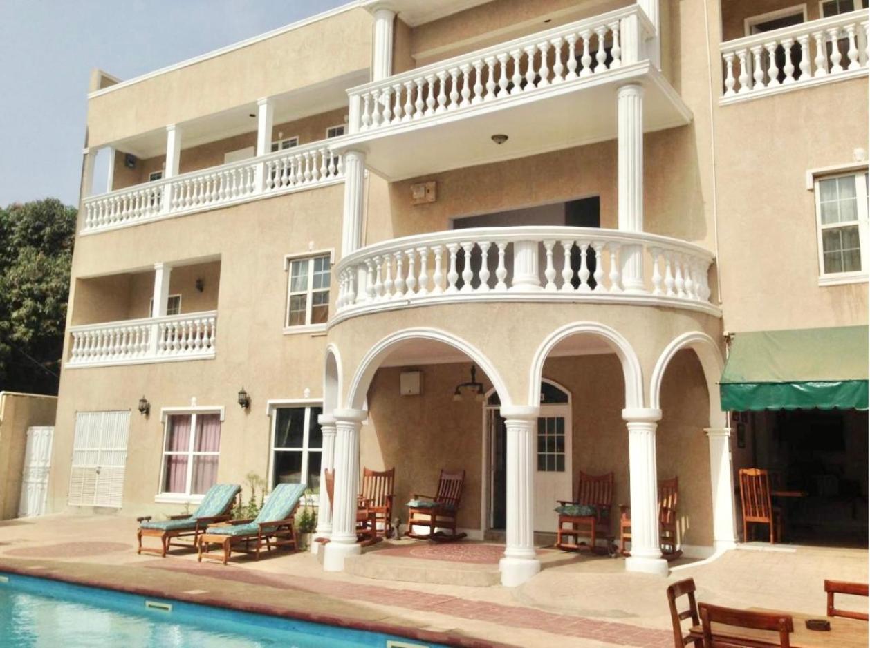 Summer Grove Villa Kololi Exterior photo